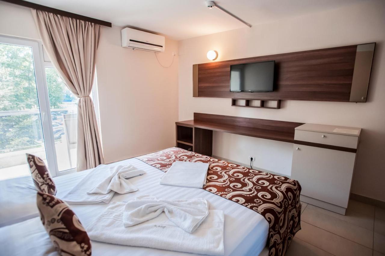 Jijo'S Hotel Mamaia Εξωτερικό φωτογραφία