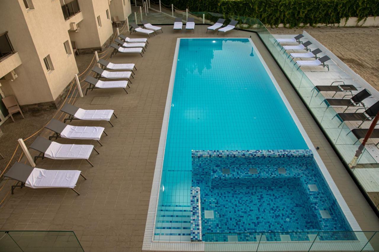 Jijo'S Hotel Mamaia Εξωτερικό φωτογραφία