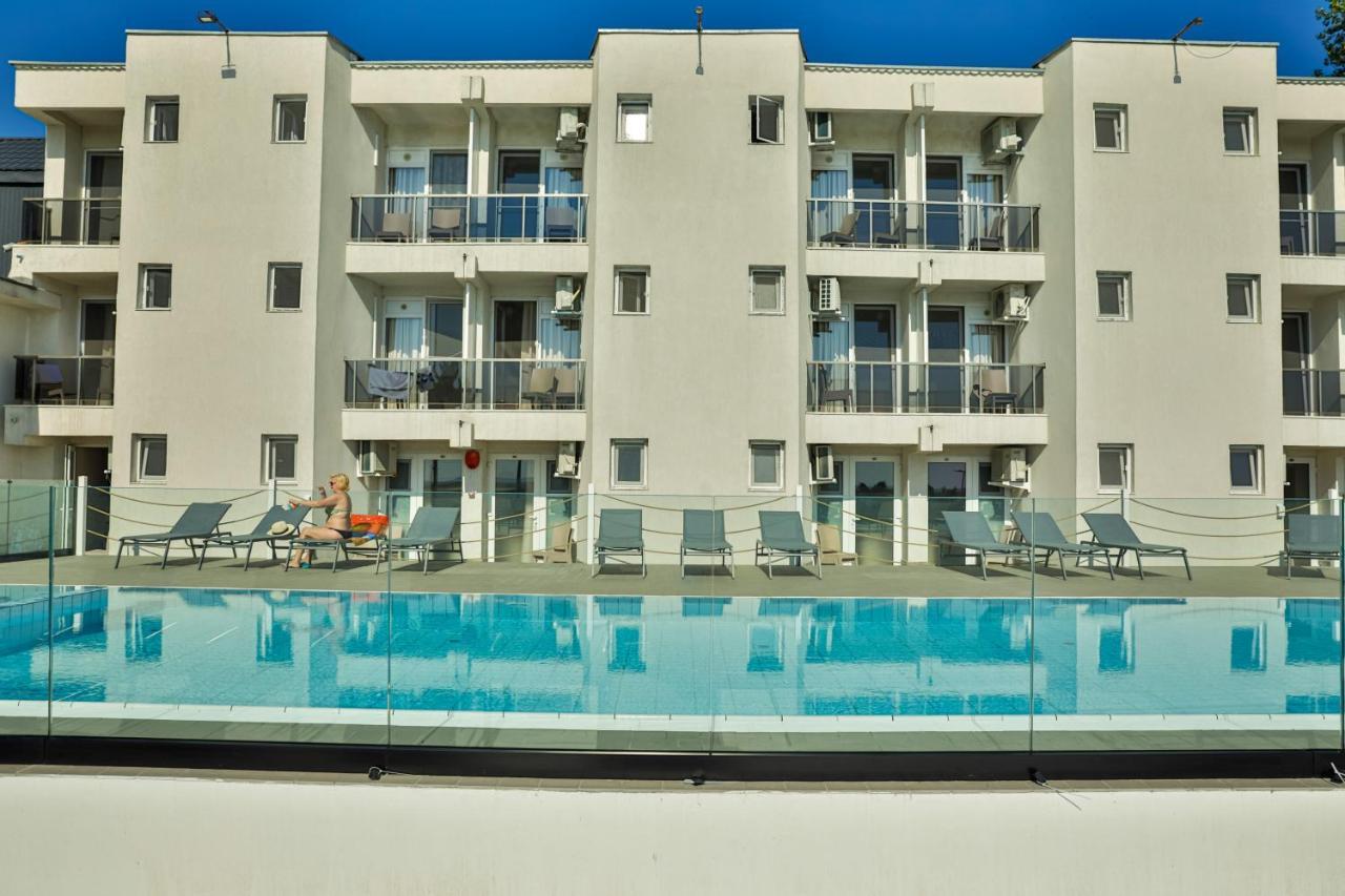 Jijo'S Hotel Mamaia Εξωτερικό φωτογραφία