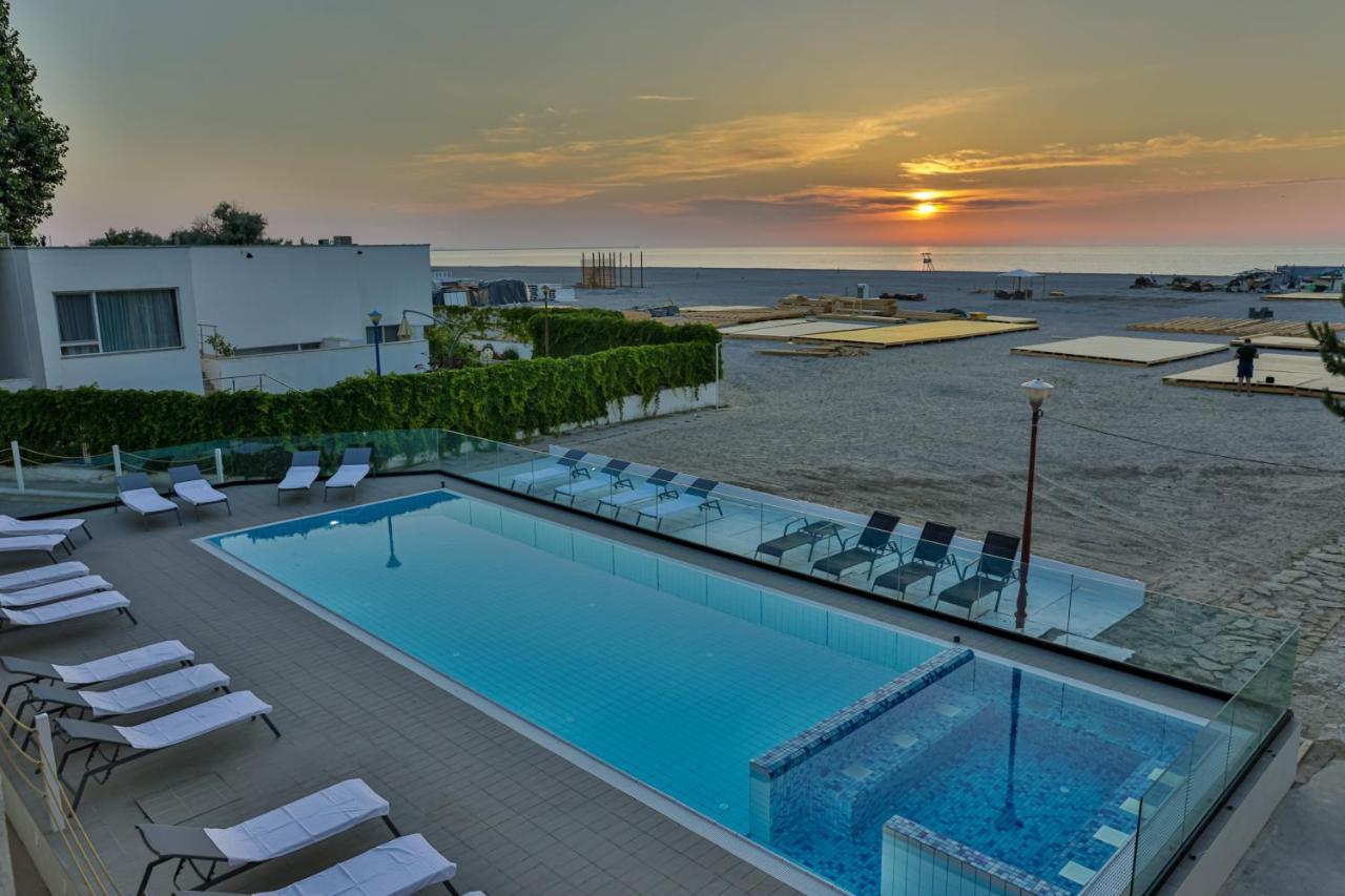 Jijo'S Hotel Mamaia Εξωτερικό φωτογραφία