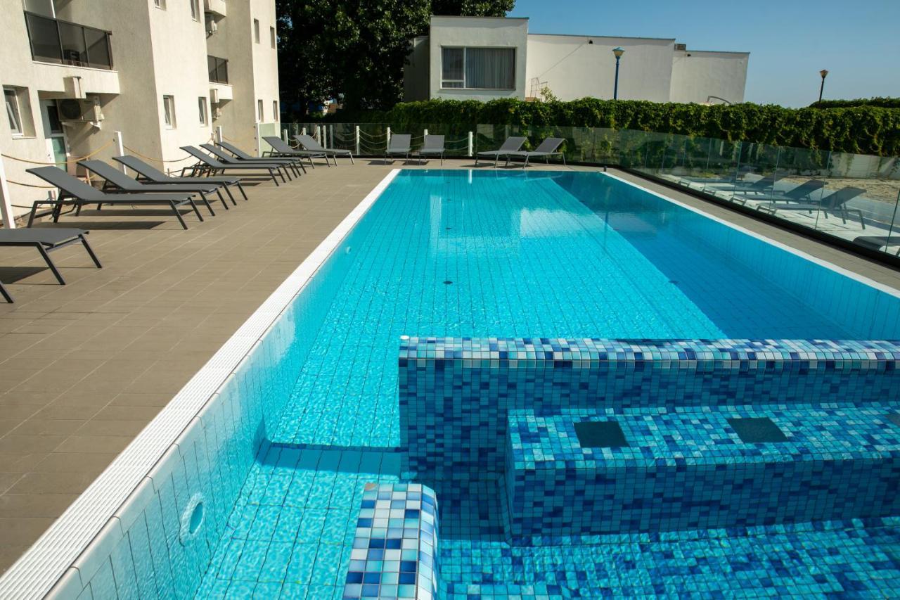 Jijo'S Hotel Mamaia Εξωτερικό φωτογραφία