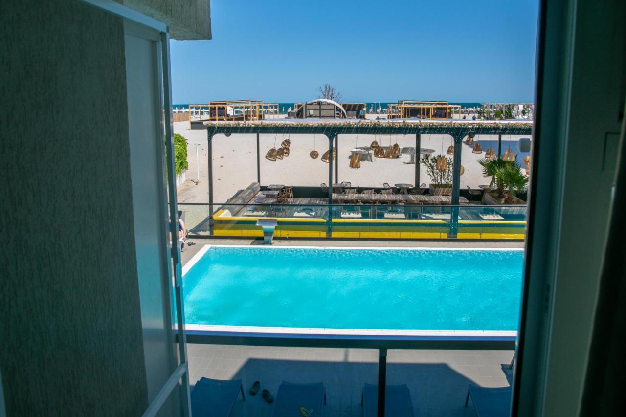 Jijo'S Hotel Mamaia Εξωτερικό φωτογραφία