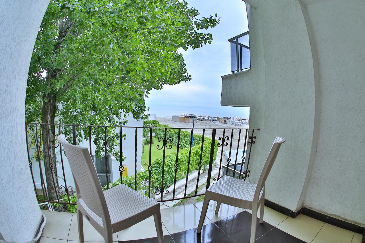 Jijo'S Hotel Mamaia Εξωτερικό φωτογραφία